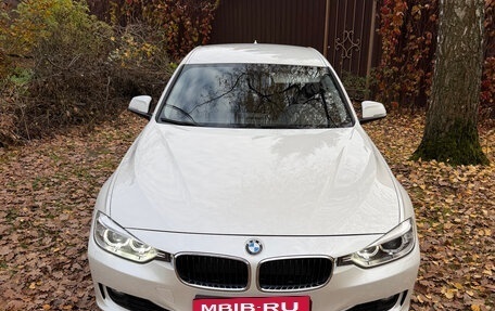BMW 3 серия, 2014 год, 1 900 000 рублей, 3 фотография