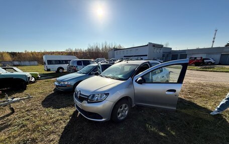 Renault Logan II, 2017 год, 320 000 рублей, 1 фотография