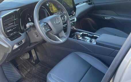 Lexus RX IV рестайлинг, 2026 год, 7 700 000 рублей, 7 фотография