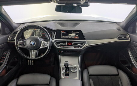 BMW 3 серия, 2021 год, 4 490 000 рублей, 14 фотография