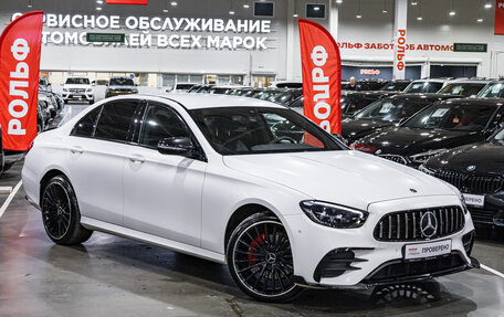 Mercedes-Benz E-Класс, 2021 год, 3 999 700 рублей, 4 фотография