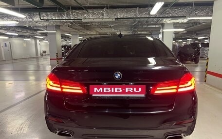 BMW 5 серия, 2018 год, 4 000 000 рублей, 3 фотография