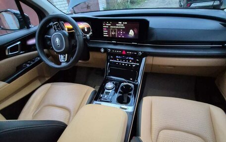 KIA Carnival, 2021 год, 4 700 000 рублей, 38 фотография