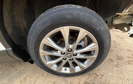Toyota RAV4, 2017 год, 750 000 рублей, 12 фотография
