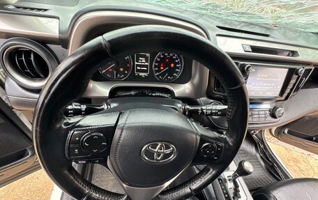 Toyota RAV4, 2017 год, 750 000 рублей, 15 фотография