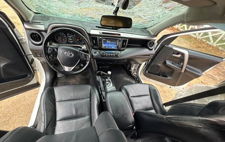 Toyota RAV4, 2017 год, 750 000 рублей, 19 фотография