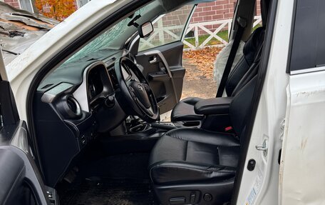 Toyota RAV4, 2017 год, 750 000 рублей, 30 фотография