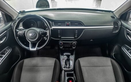 KIA Rio IV, 2018 год, 1 399 990 рублей, 8 фотография