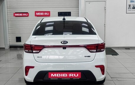 KIA Rio IV, 2018 год, 1 399 990 рублей, 5 фотография