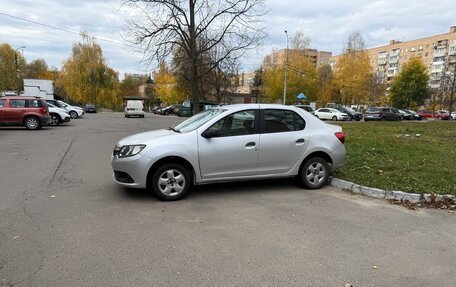 Renault Logan II, 2017 год, 320 000 рублей, 3 фотография