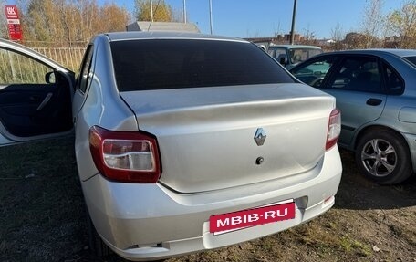 Renault Logan II, 2017 год, 320 000 рублей, 2 фотография
