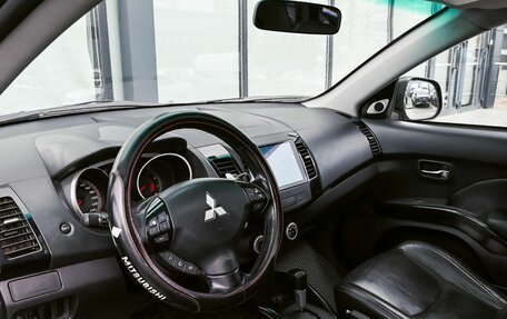 Mitsubishi Outlander III рестайлинг 3, 2007 год, 1 015 000 рублей, 15 фотография