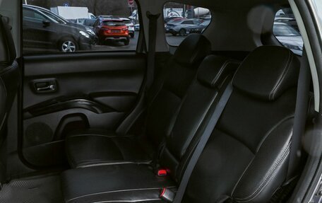 Mitsubishi Outlander III рестайлинг 3, 2007 год, 1 015 000 рублей, 18 фотография