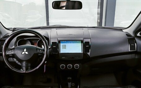 Mitsubishi Outlander III рестайлинг 3, 2007 год, 1 015 000 рублей, 19 фотография