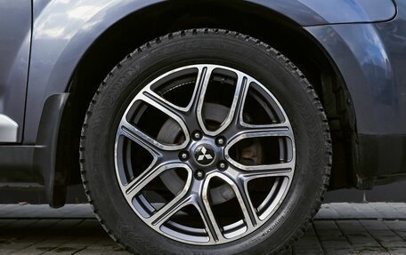 Mitsubishi Outlander III рестайлинг 3, 2007 год, 1 015 000 рублей, 22 фотография