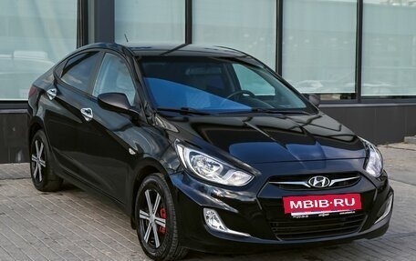 Hyundai Solaris II рестайлинг, 2011 год, 570 000 рублей, 7 фотография