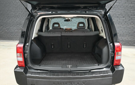 Jeep Liberty (Patriot), 2007 год, 850 000 рублей, 7 фотография
