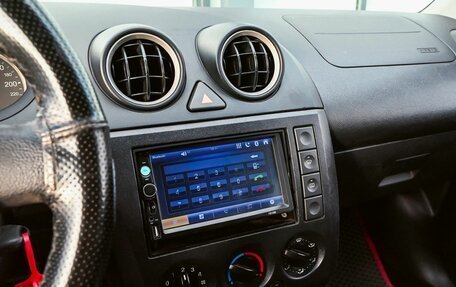 Ford Fiesta, 2005 год, 299 000 рублей, 11 фотография
