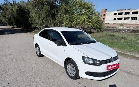 Volkswagen Polo VI (EU Market), 2011 год, 500 000 рублей, 2 фотография