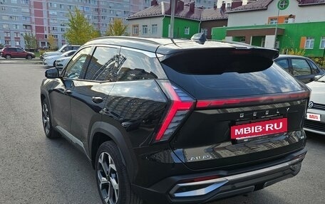 Geely Atlas, 2024 год, 3 000 000 рублей, 5 фотография