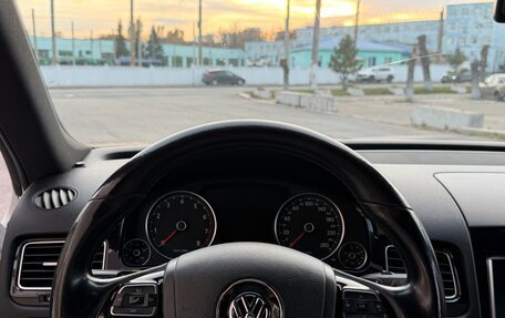 Volkswagen Touareg III, 2012 год, 1 720 000 рублей, 10 фотография