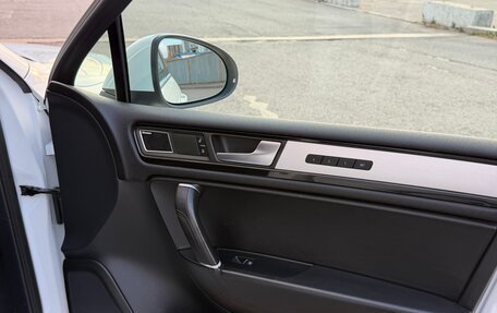 Volkswagen Touareg III, 2012 год, 1 720 000 рублей, 13 фотография