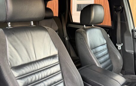 Volkswagen Touareg III, 2012 год, 1 720 000 рублей, 24 фотография