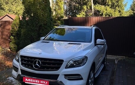 Mercedes-Benz M-Класс, 2014 год, 2 550 000 рублей, 3 фотография