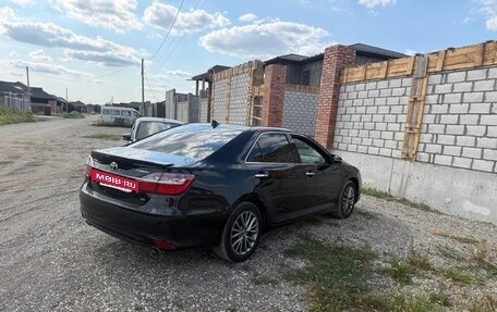 Toyota Camry, 2017 год, 2 350 000 рублей, 3 фотография