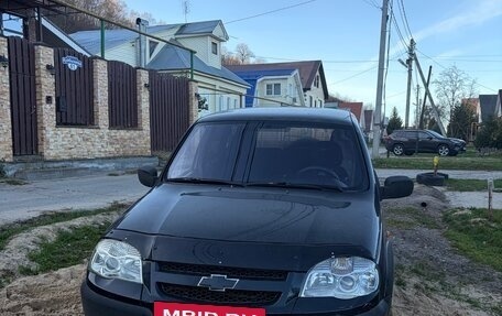 Chevrolet Niva I рестайлинг, 2009 год, 295 000 рублей, 3 фотография