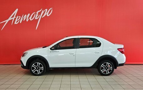 Renault Logan II, 2022 год, 925 000 рублей, 2 фотография