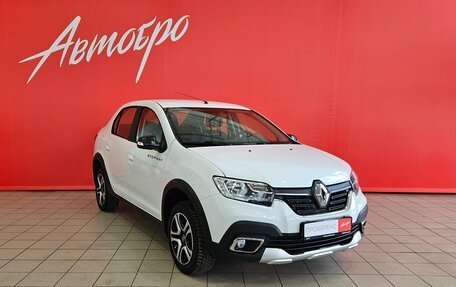 Renault Logan II, 2022 год, 925 000 рублей, 7 фотография