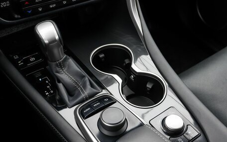 Lexus RX IV рестайлинг, 2015 год, 3 769 000 рублей, 16 фотография