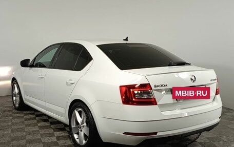 Skoda Octavia, 2019 год, 1 860 000 рублей, 5 фотография