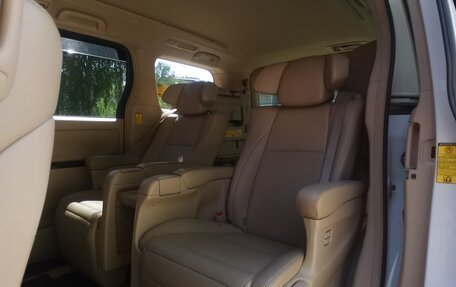 Toyota Alphard III, 2013 год, 2 200 000 рублей, 2 фотография