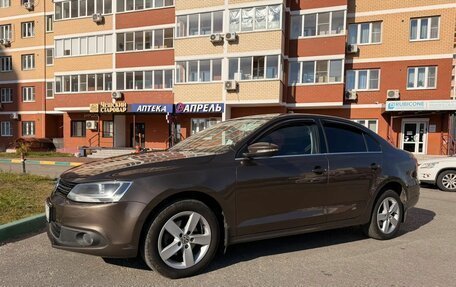 Volkswagen Jetta VII, 2012 год, 895 000 рублей, 6 фотография