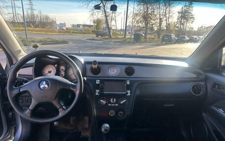 Mitsubishi Outlander III рестайлинг 3, 2005 год, 349 000 рублей, 11 фотография