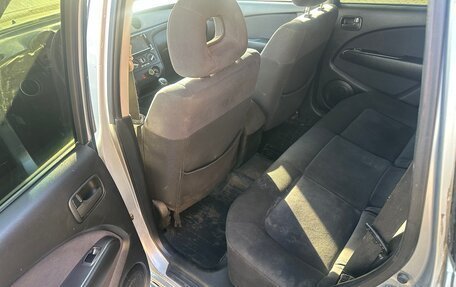 Mitsubishi Outlander III рестайлинг 3, 2005 год, 349 000 рублей, 10 фотография