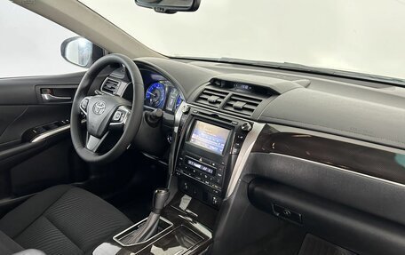 Toyota Camry, 2016 год, 1 830 000 рублей, 20 фотография