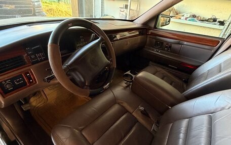 Cadillac DeVille VII, 1994 год, 1 400 000 рублей, 4 фотография