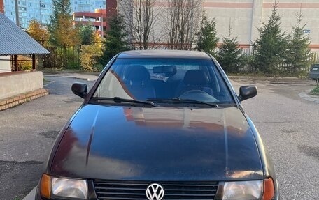 Volkswagen Polo III рестайлинг, 1997 год, 130 000 рублей, 1 фотография