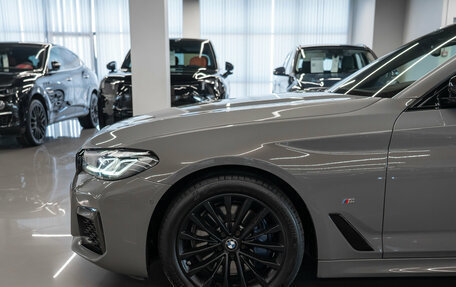 BMW 5 серия, 2020 год, 5 380 000 рублей, 26 фотография