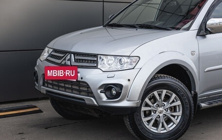 Mitsubishi Pajero Sport II рестайлинг, 2014 год, 2 450 000 рублей, 4 фотография