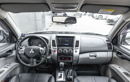 Mitsubishi Pajero Sport II рестайлинг, 2014 год, 2 450 000 рублей, 17 фотография