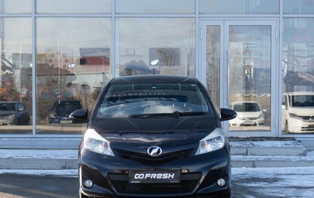 Toyota Vitz, 2013 год, 780 000 рублей, 3 фотография
