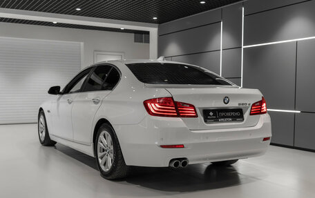 BMW 5 серия, 2016 год, 1 975 000 рублей, 4 фотография