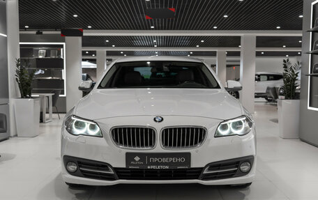 BMW 5 серия, 2016 год, 1 975 000 рублей, 3 фотография