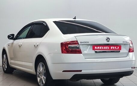 Skoda Octavia, 2018 год, 1 800 000 рублей, 7 фотография