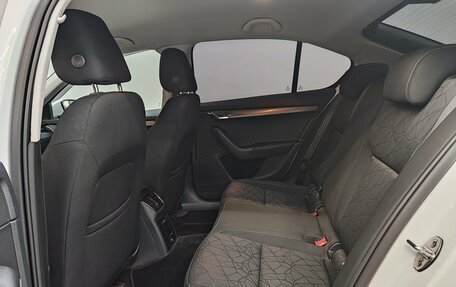 Skoda Octavia, 2018 год, 1 800 000 рублей, 17 фотография