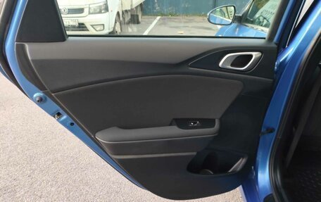 KIA cee'd III, 2022 год, 2 099 000 рублей, 15 фотография